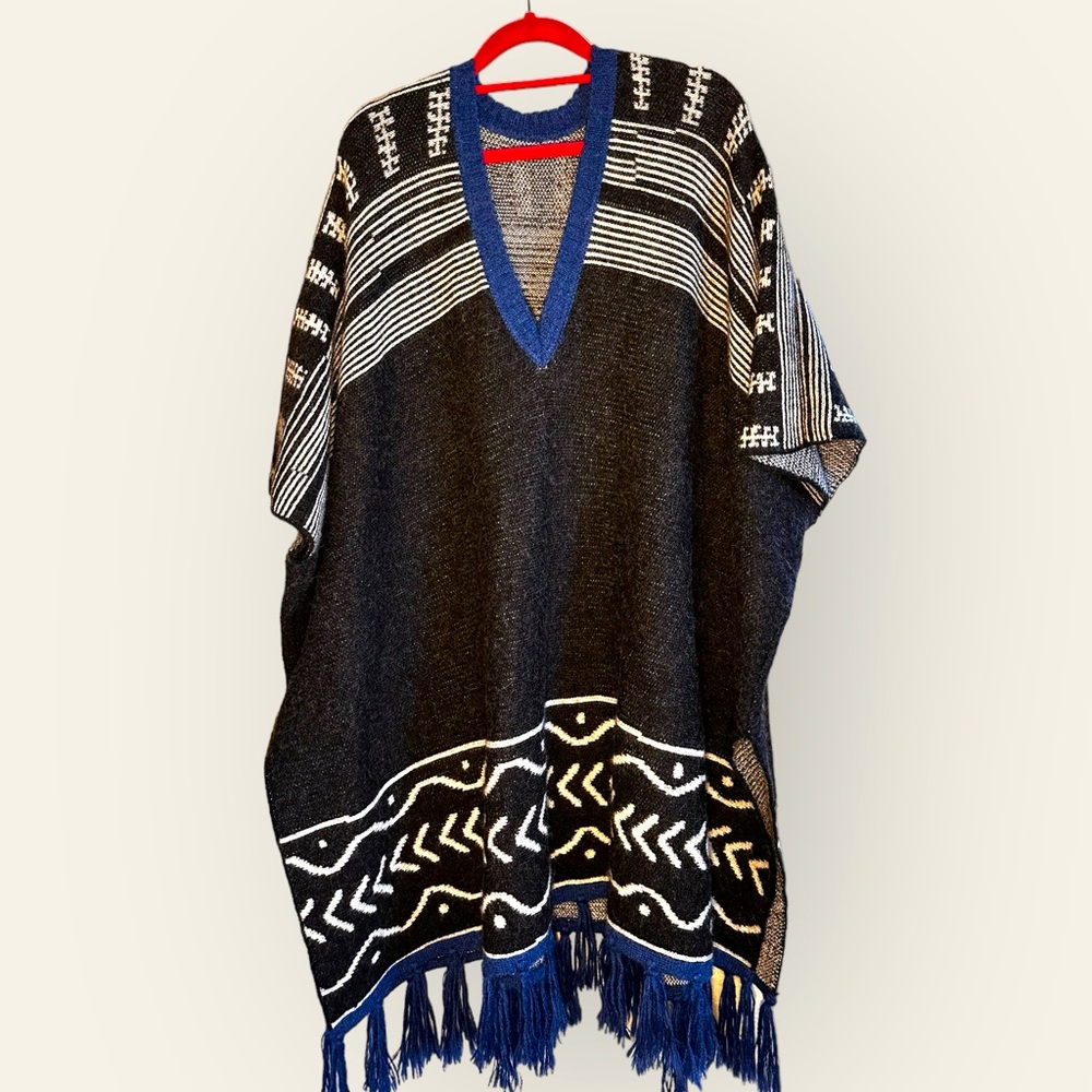 Lemlem Dilla black and blue poncho NWT made with‎ alpaca wool one size fits most